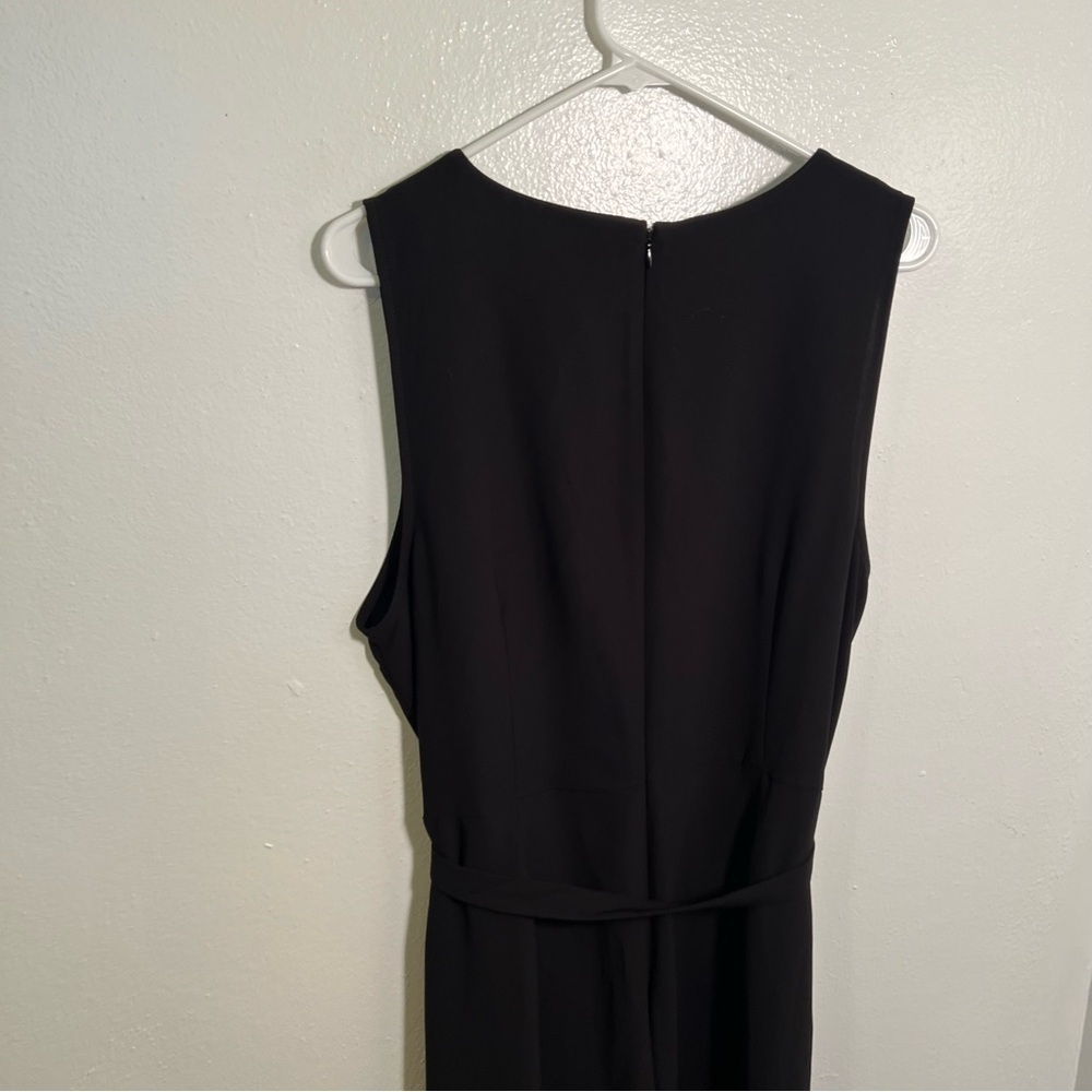 Simply Vera Vera Wang Women's Size XL Jumpsuit Black Sleeveless Keyhole Belted - Picture 6 of 10
